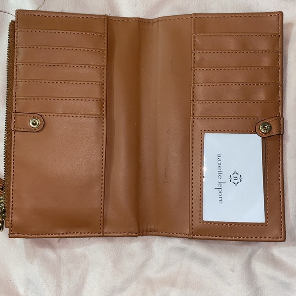 Nanette Lenore Wristlet Wallet - Picture 3 of 3